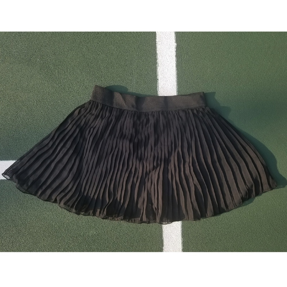 Black Pleated Tennis Skirt